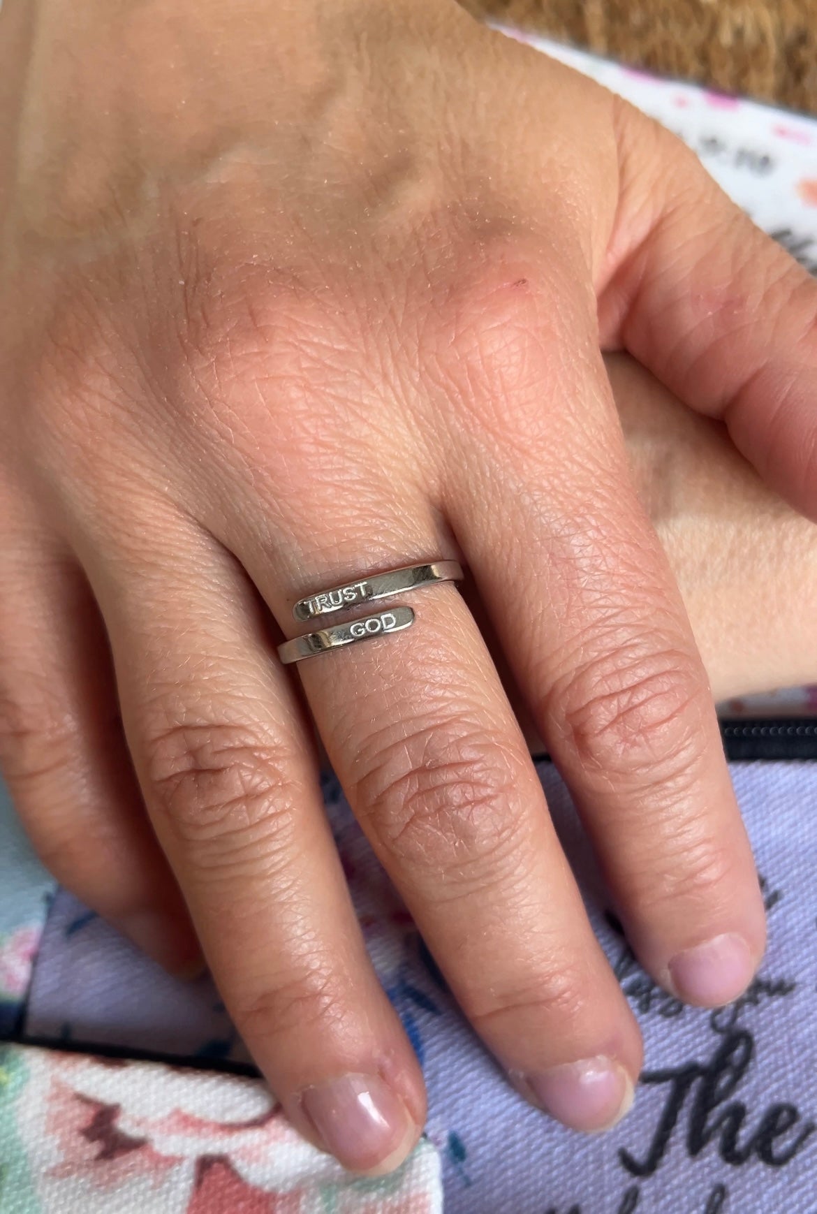 π Trust God Engraved Ring (Gold & Silver)